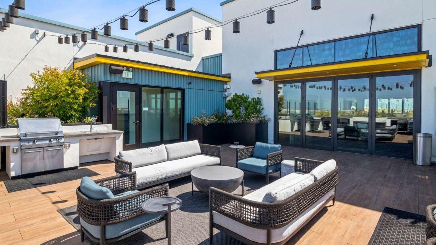 Building Photo - 2000 Ardent Way