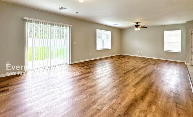 Building Photo - 5006 Willow Breeze Wy