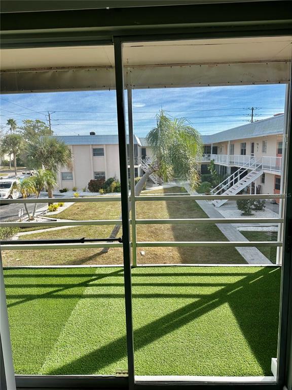 Building Photo - 460 Base Ave E