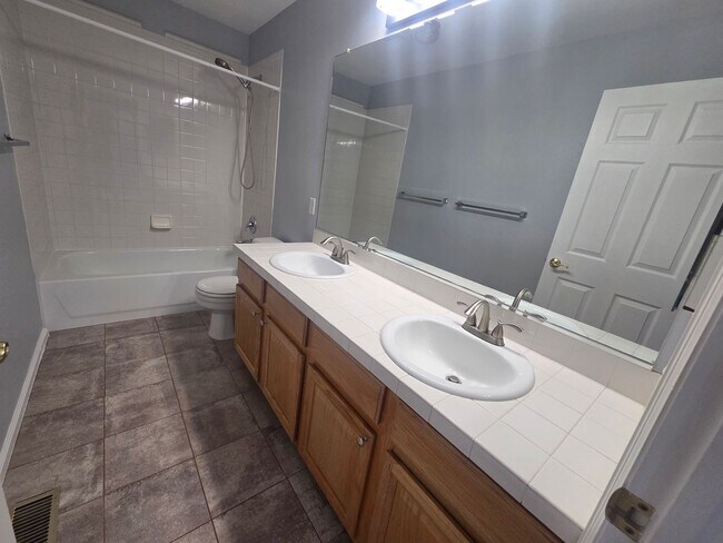 Building Photo - Beautiful Highlands Ranch Home with Finished Basement & 3-Car Garage!