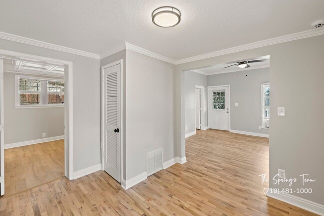 Building Photo - Charming 3 Bedroom + Office Westside Home ...