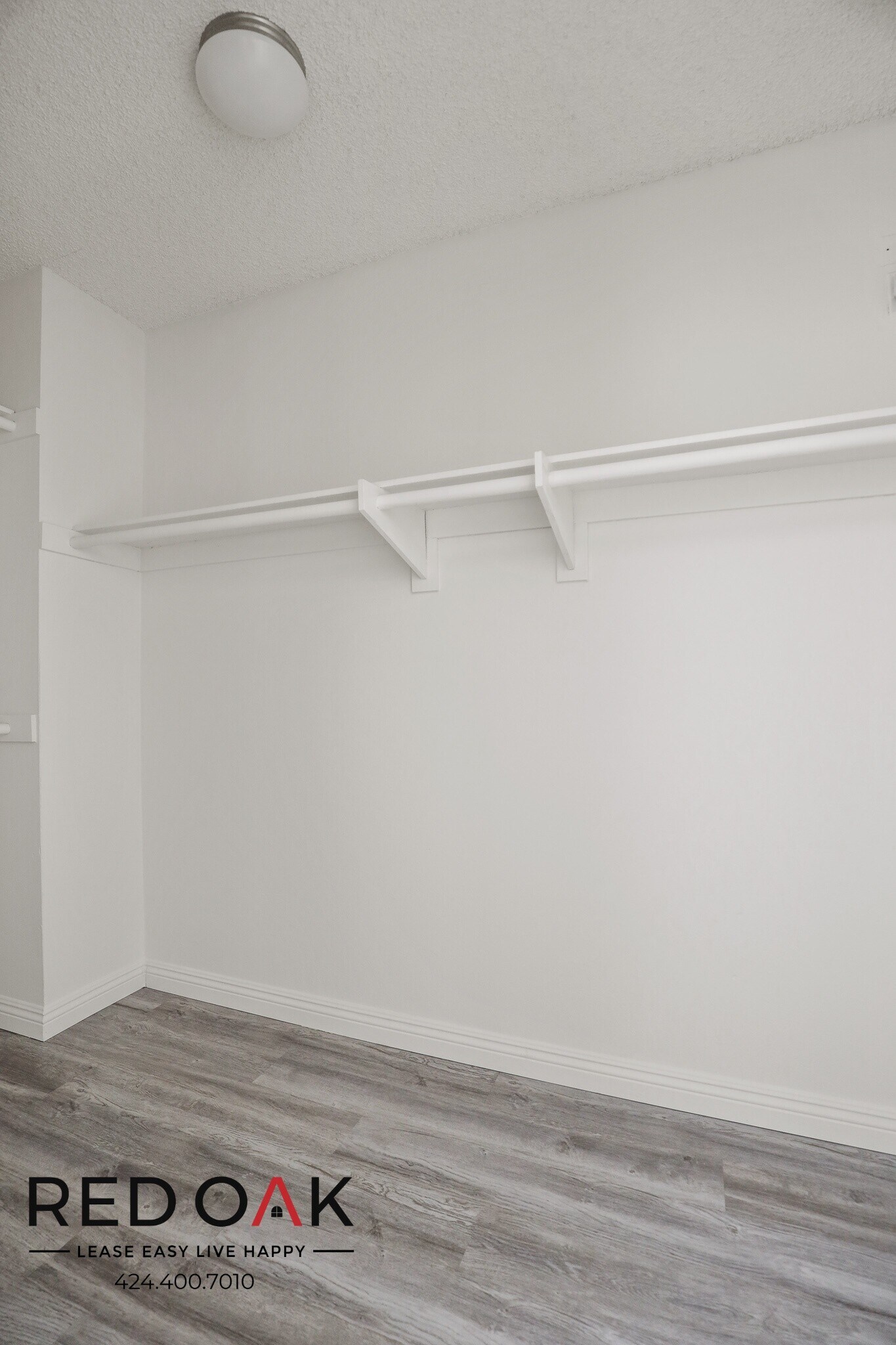 Building Photo - 8309 Cedros Ave