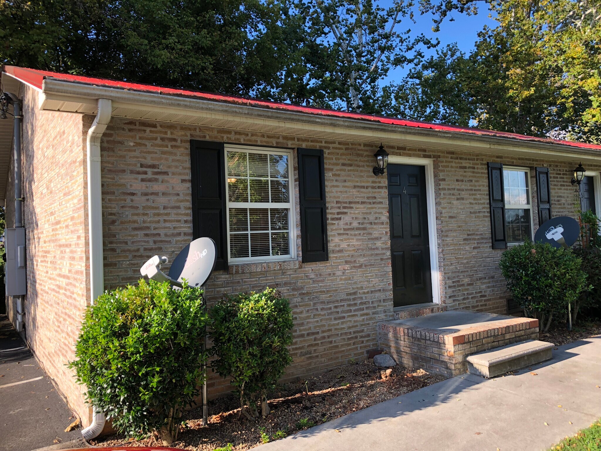 Building Photo - 800 John Exum Pkwy