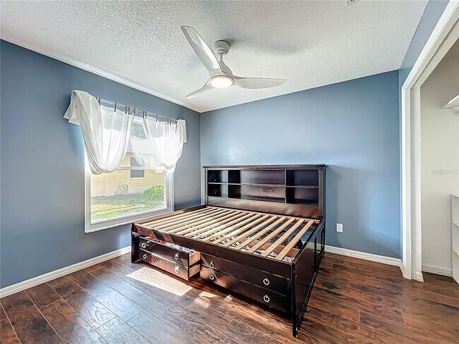 Building Photo - 4942 Eden View Ct