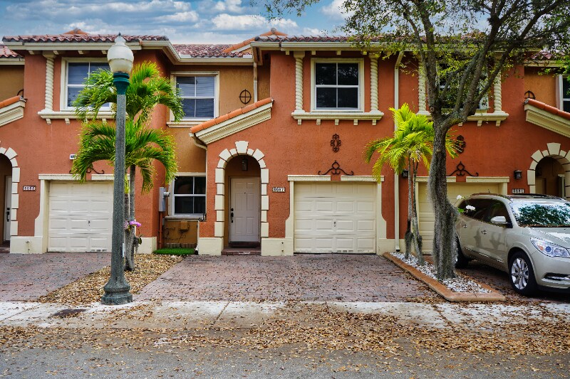 Primary Photo - 3087 SW 153rd Path