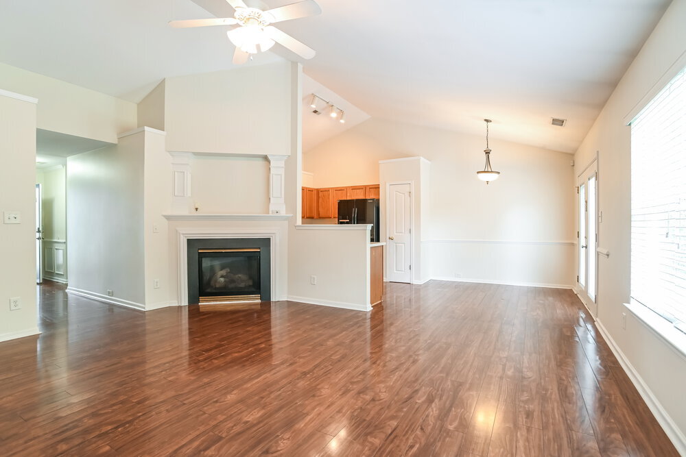 Building Photo - 1011 Tiger Eye Ave