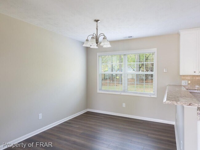Building Photo - 6413 Worthington Dr