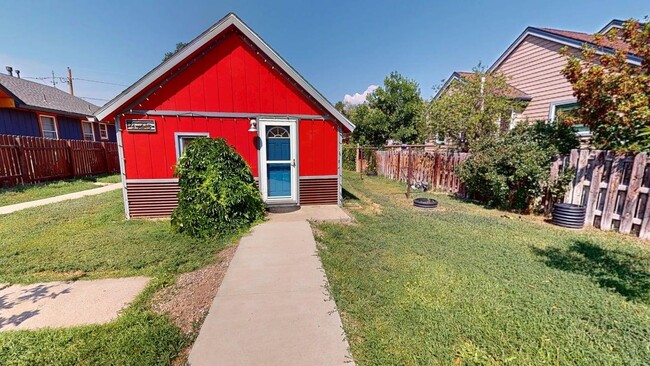 Primary Photo - 425 Howard St