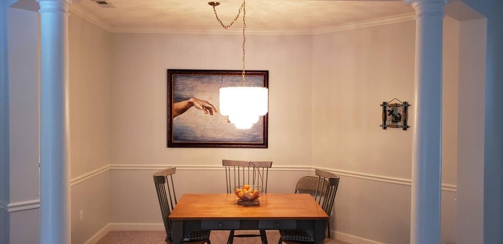 Building Photo - 404 Sawgrass Hill Ct