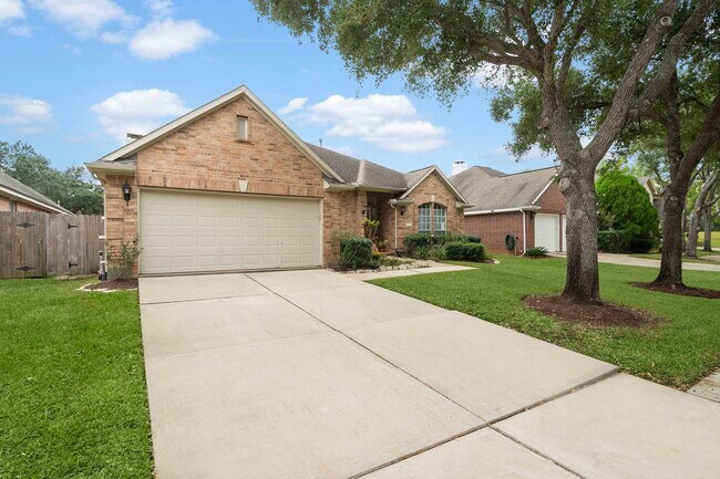 Building Photo - 4910 Bellmead Dr