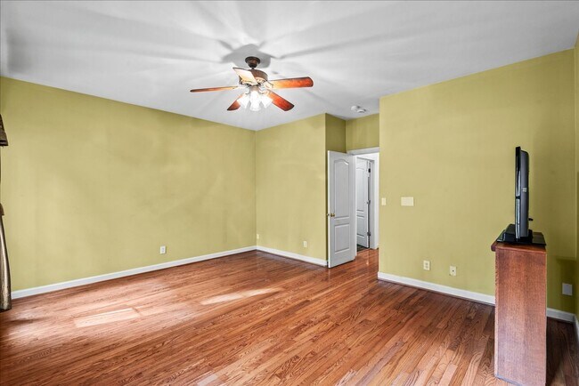 Building Photo - **Charming 3-Bedroom Rambler on 3 Acres in Scenic Stafford** NO HOA