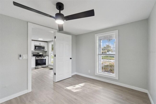 Building Photo - 1700 Kentucky Ave