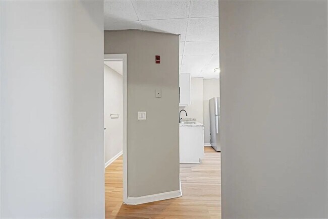 Building Photo - 100 Appleton St