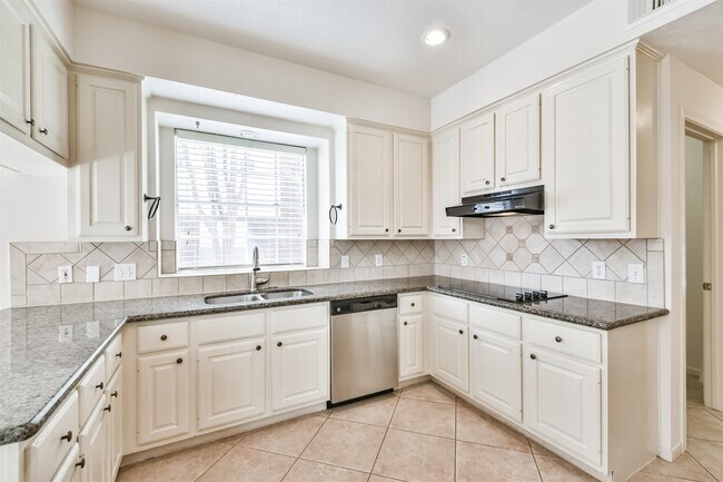 Building Photo - 13006 Peach Meadow Dr