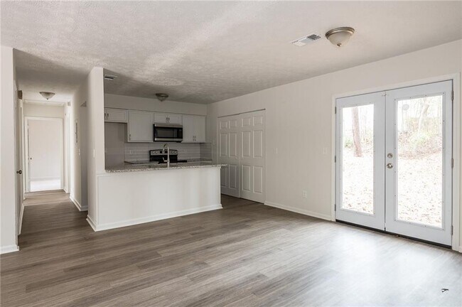 Building Photo - 9250 Woodgreen Way