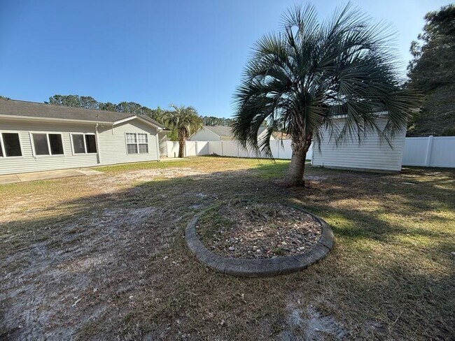Building Photo - 1132 Lancelot Ln