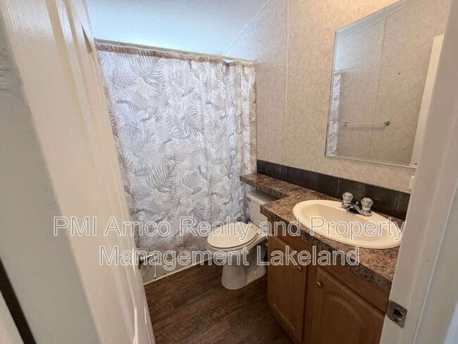 Building Photo - 2974 Hickory Rd