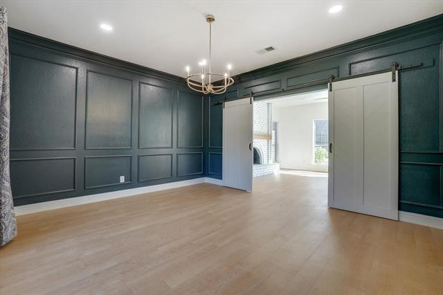 Building Photo - 1719 Altacrest Dr