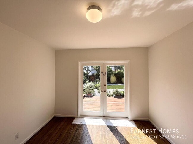 Building Photo - 3124 Highland Ave