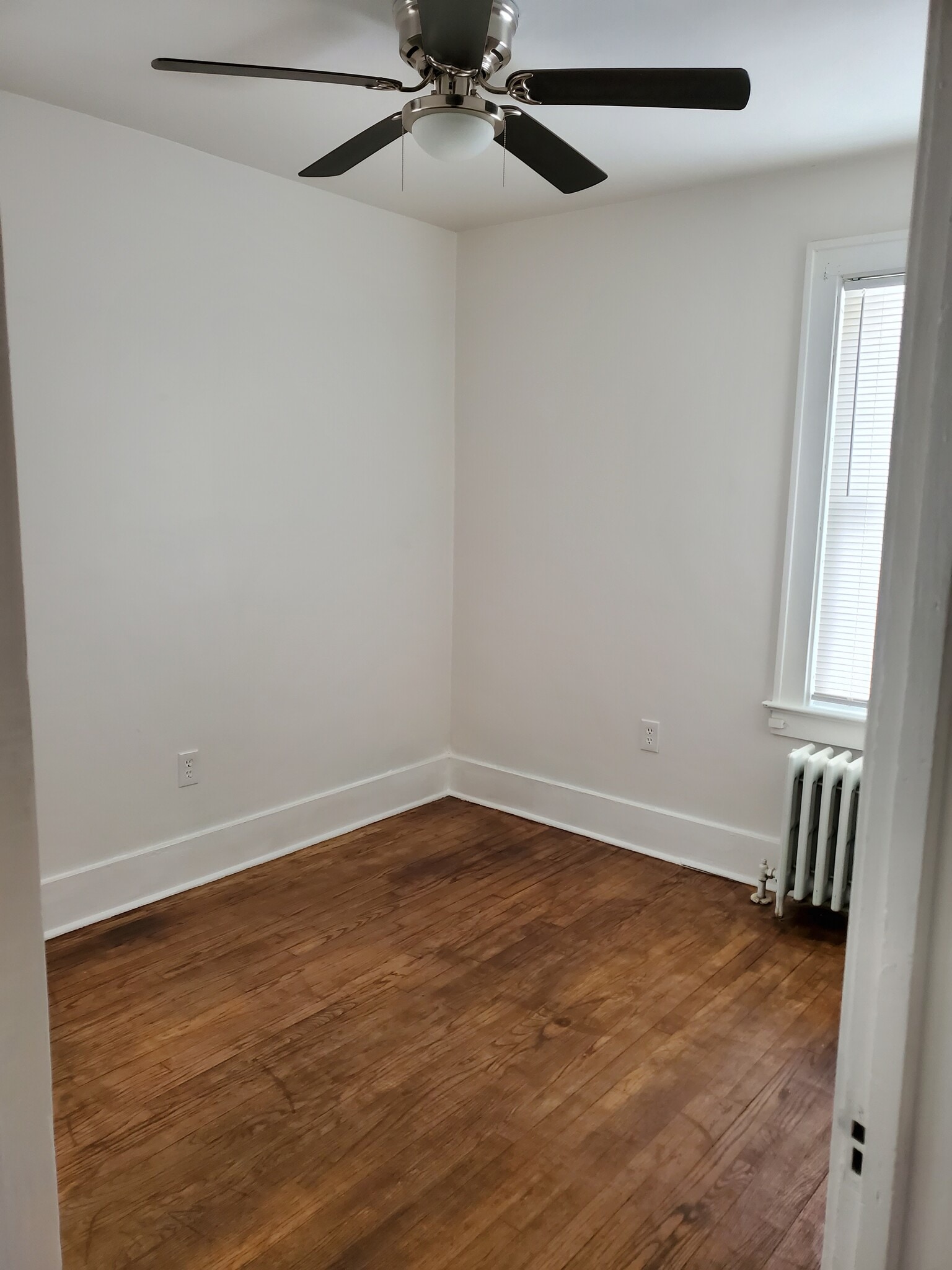 bedroom 2 - 261 N Ballston Ave