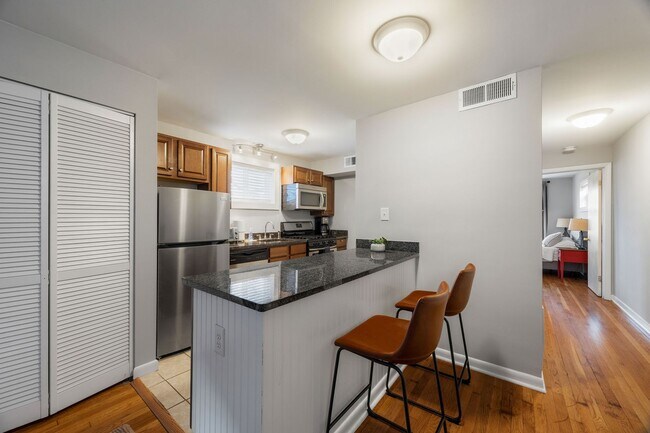 Building Photo - 3018 Park Ave