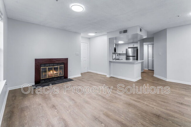 Building Photo - 14023 Vista Dr