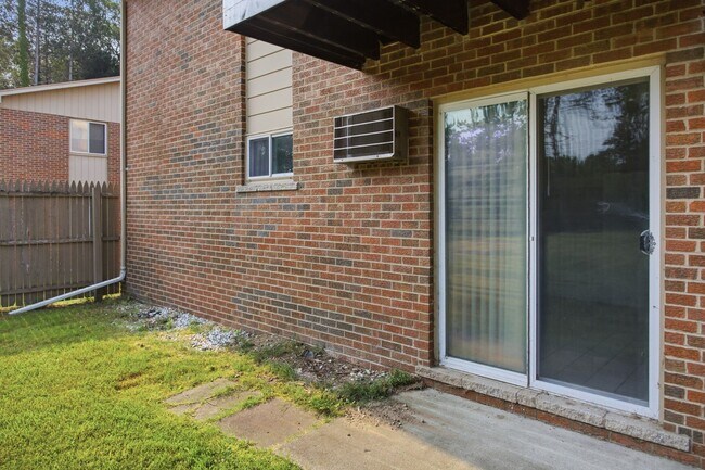 Building Photo - 365 Granger Rd