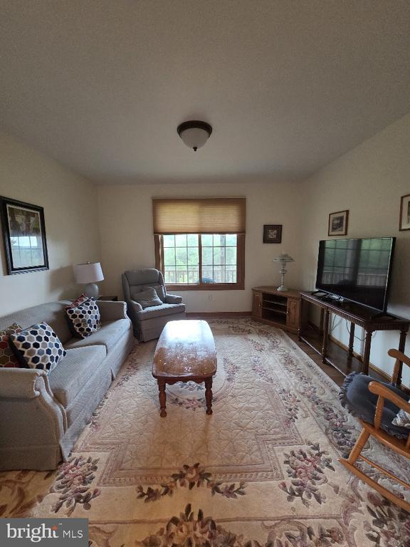 Building Photo - 6209 Stubbs Cove Ln