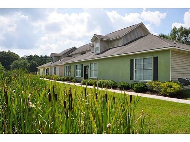 Building Photo - 43225 Creek Cir