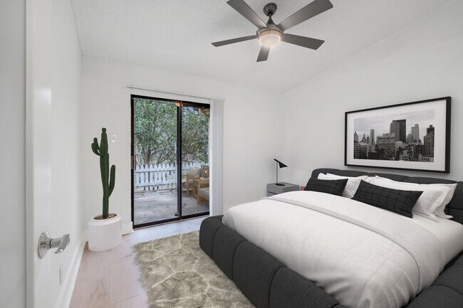 Building Photo - 1601 Faro Dr