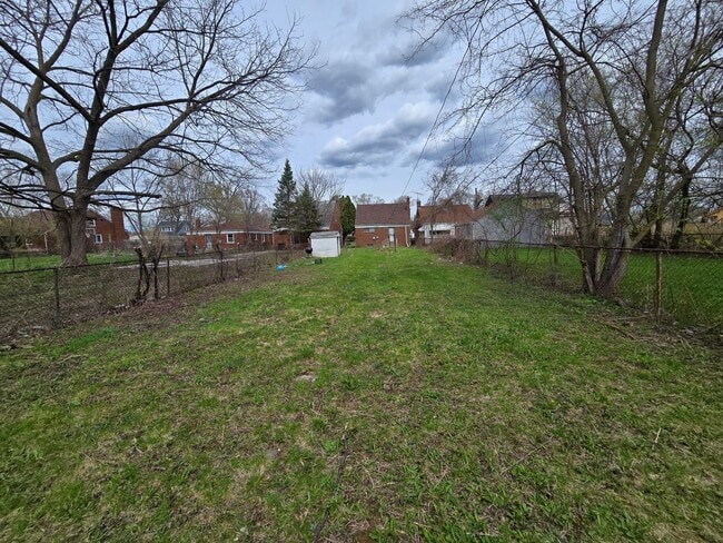 Building Photo - 14504 Coram St