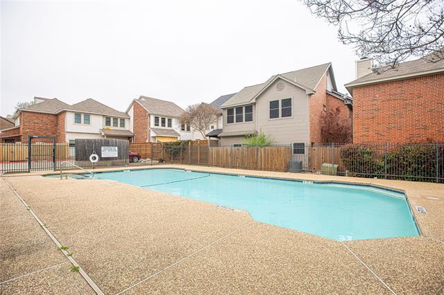 Building Photo - 2428 Forest Brook Ln