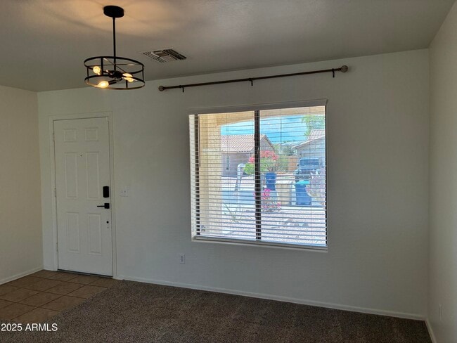 Building Photo - 7287 S Sunrise Way