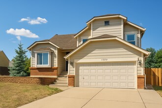 Building Photo - Gorgeous 4 Bedroom Home in Briargate!