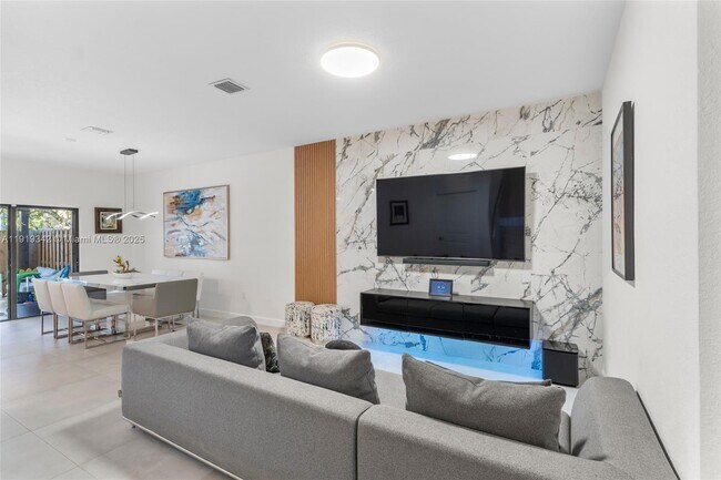 Building Photo - 28742 SW 134th Ct