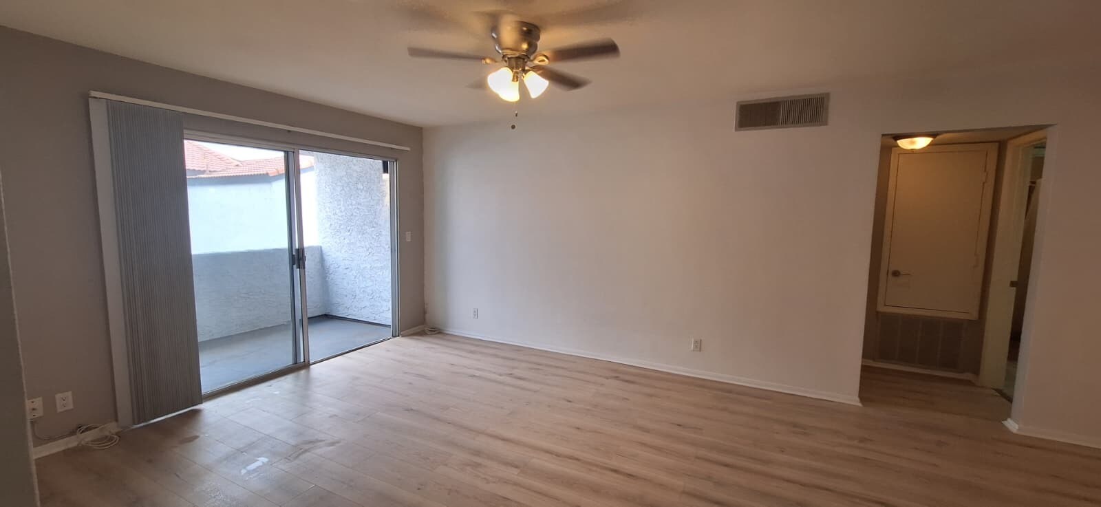 Building Photo - 1455 E Katie Ave