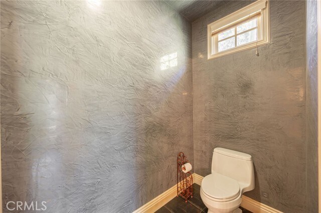 Building Photo - 3331 Oakmont View Dr