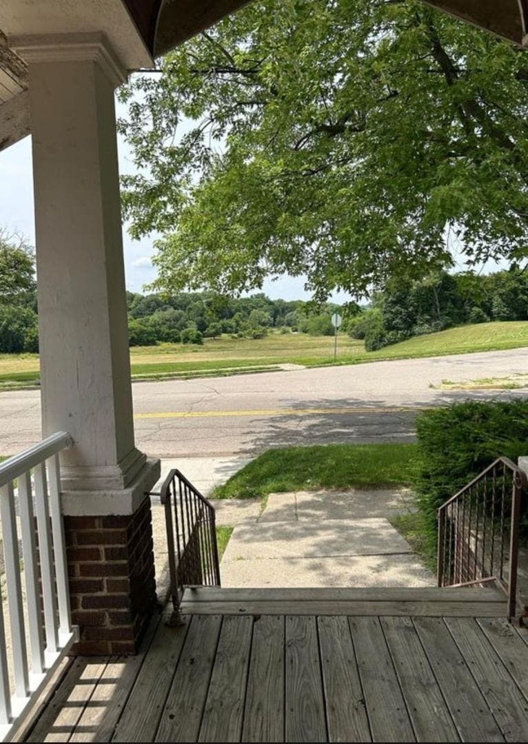 Building Photo - 1605 Kearsley Park Blvd