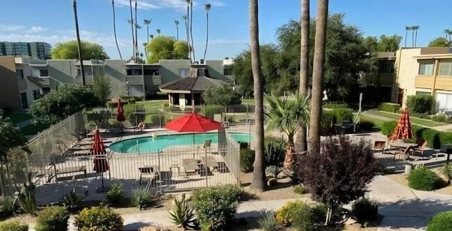 Building Photo - 4620 N 68th St