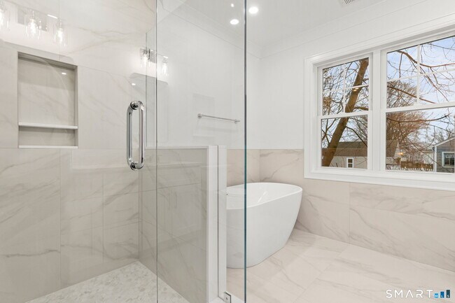 Building Photo - 100 New England Ave