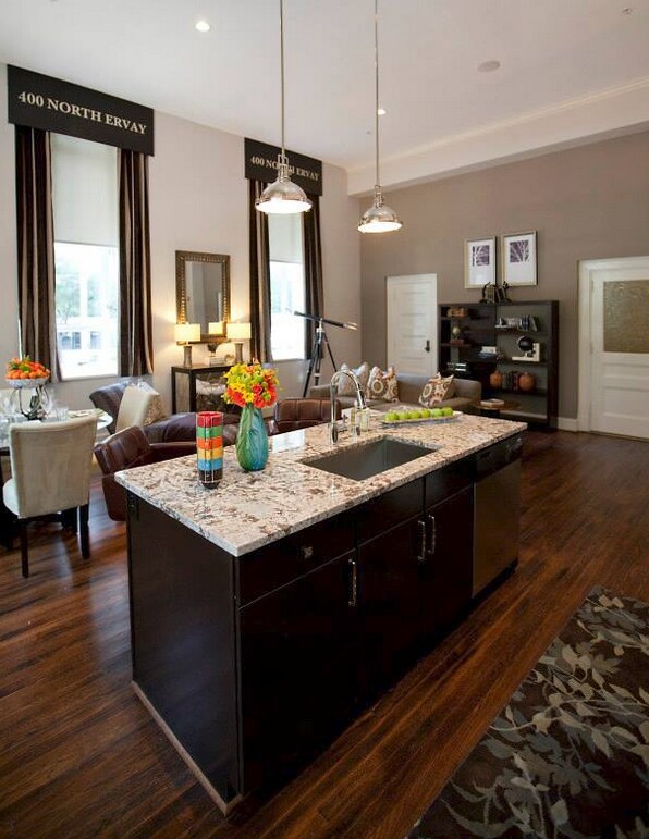 Building Photo - 412 N Ervay-162.75