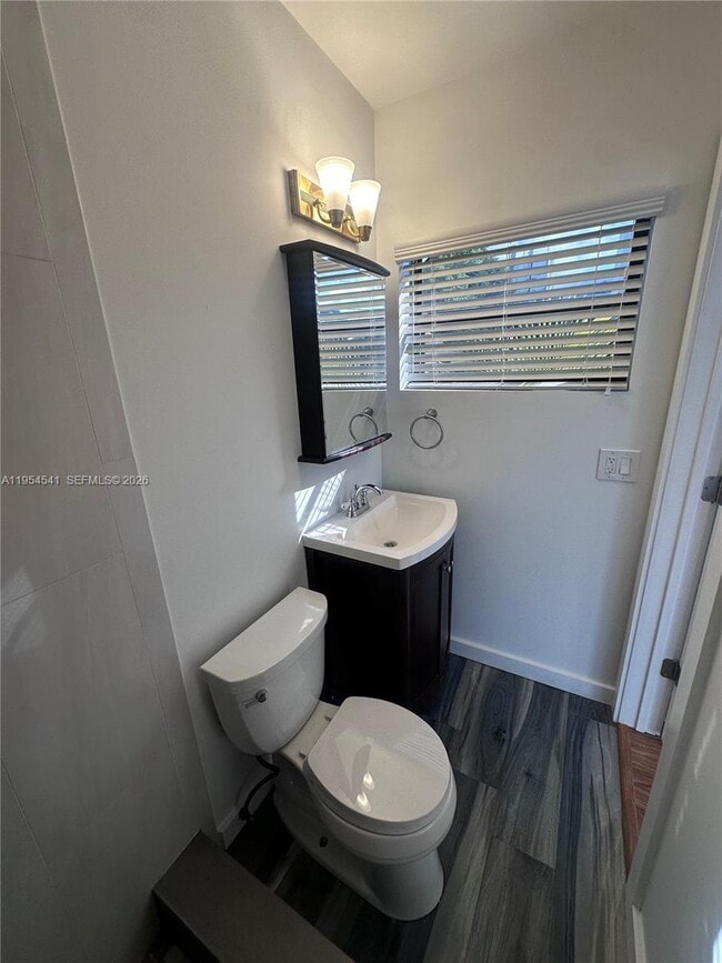 Building Photo - 555 NE 71st St