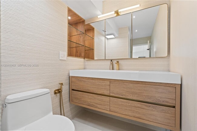Building Photo - 9511 Collins Ave