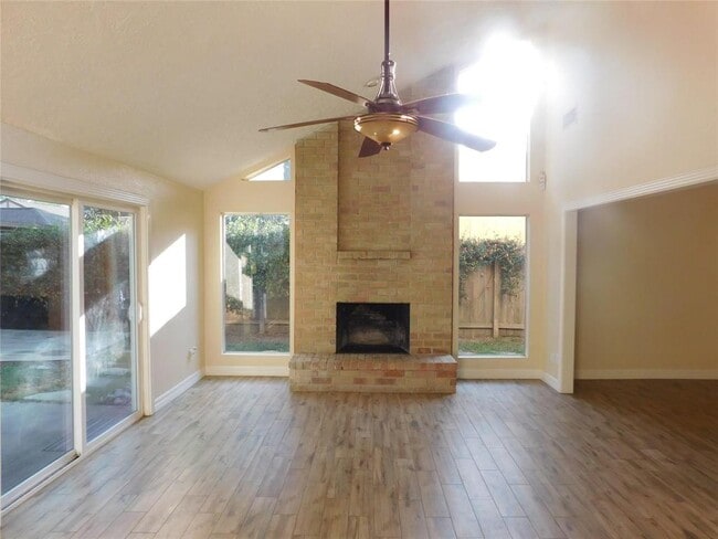 Building Photo - 4718 Blueberry Hill Dr