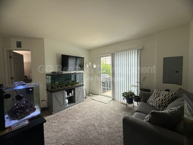 Building Photo - 1064 Turin Dr