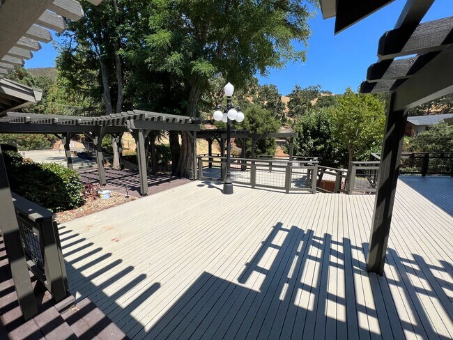 Building Photo - 2626 Mt Diablo Scenic Blvd