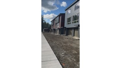 Building Photo - 1140 Cousy Lp