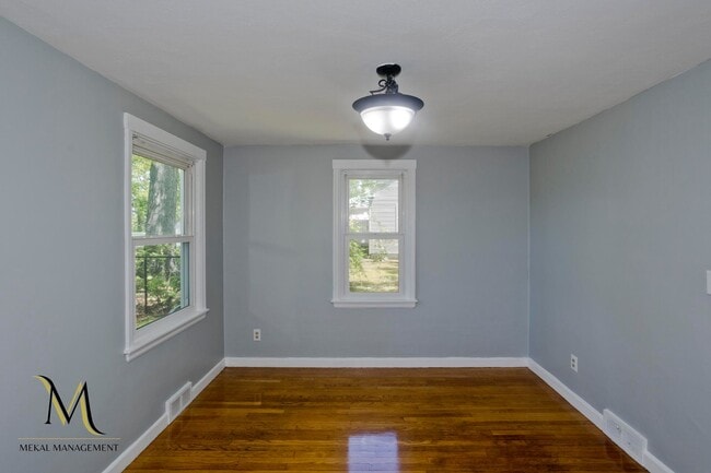 Building Photo - COMING SOON! Waterfront Single Family Home for Rent!