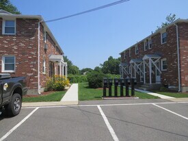 Building Photo - 469 Corey St