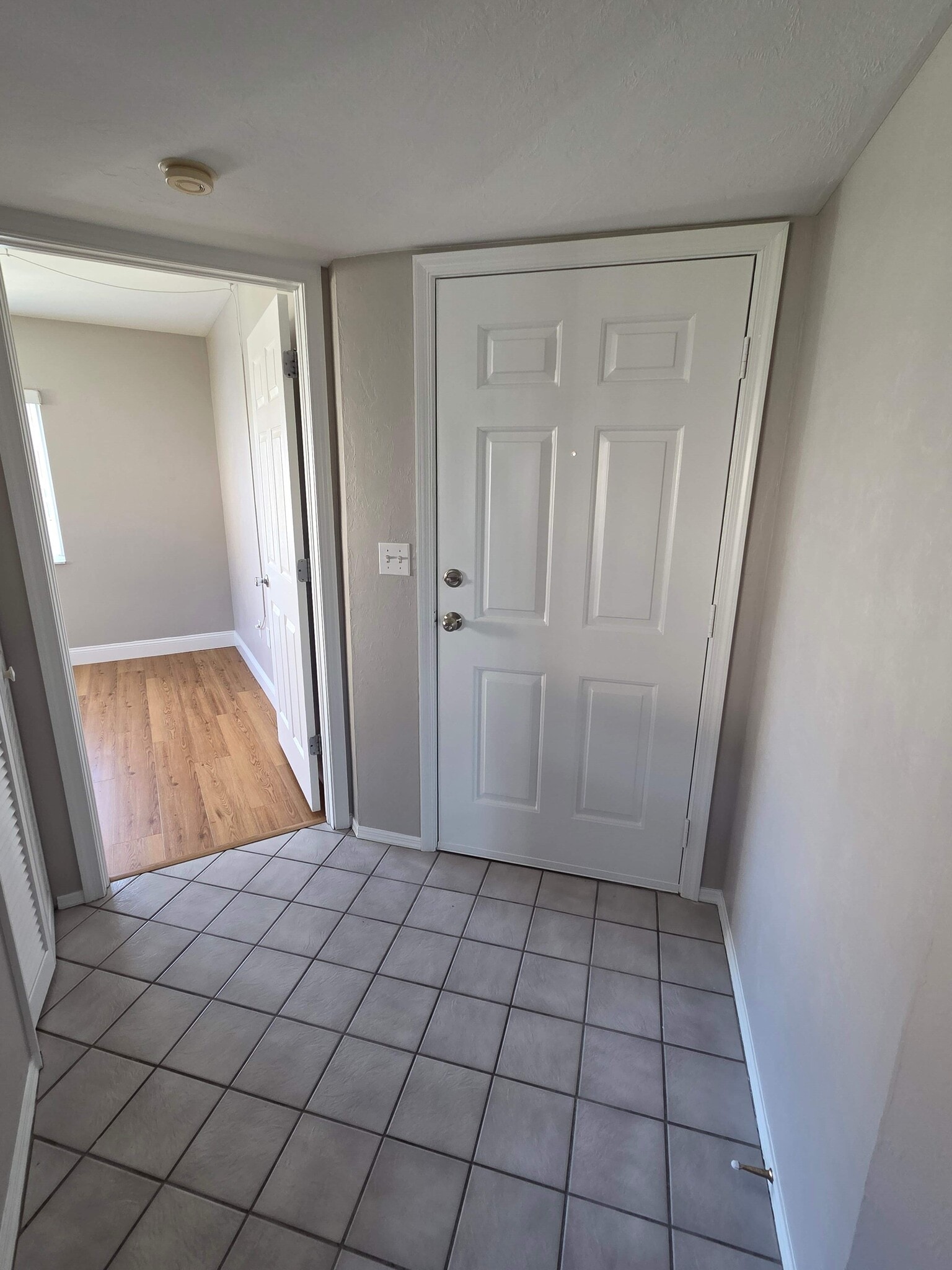 Entryway - 232 Pebble Beach Blvd